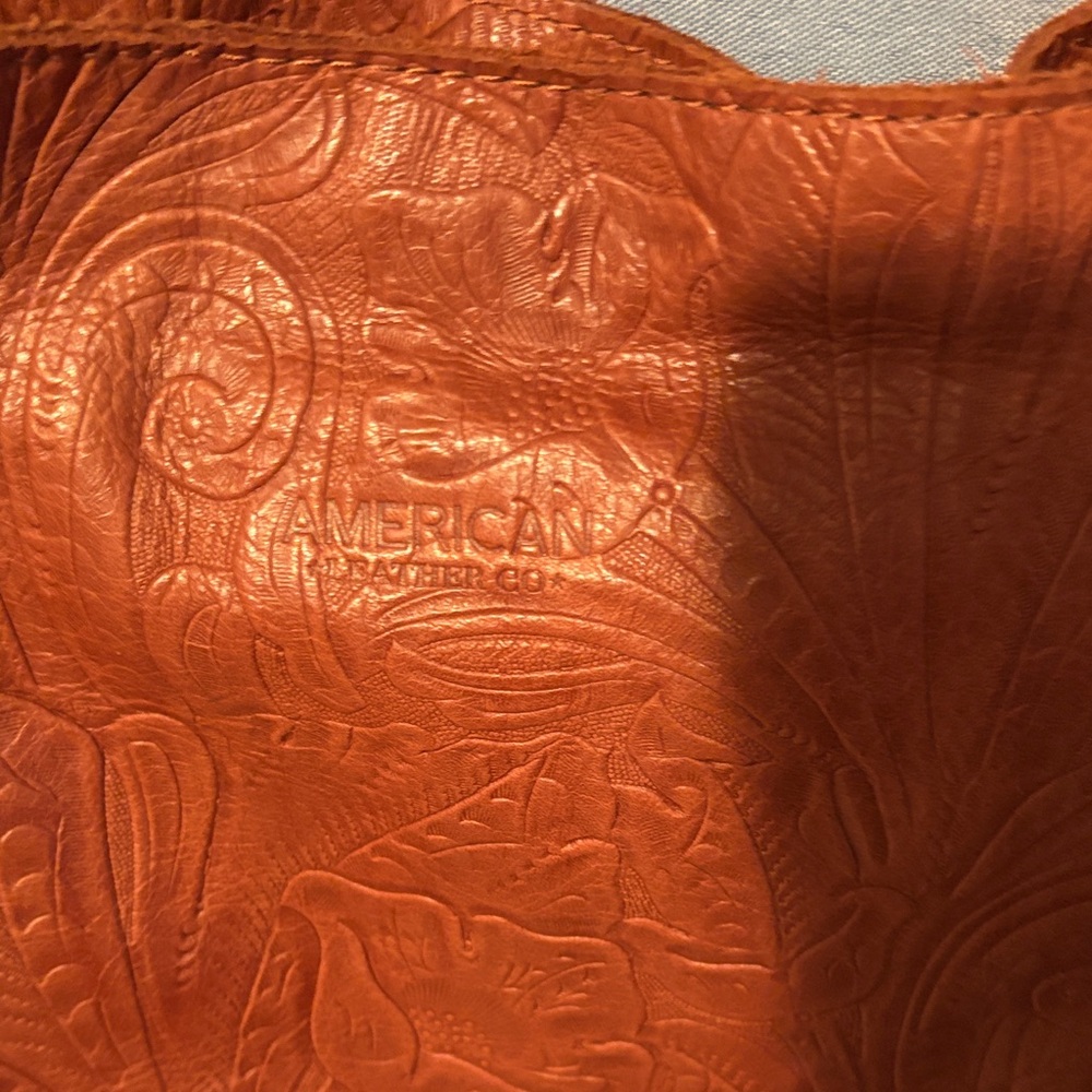 Elegant Embossed Shoulder Bag - Tan - Picture 2 of 8